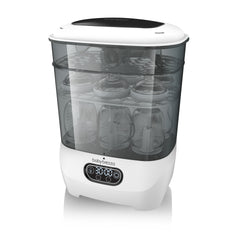 Der Babybrezza.de Sterilizer Dryer Advanced sterilisiert automatisch und trocknet keimfrei; Dieses weiß-graue Gerät mit Digitalanzeige kann mehrere Babyflaschen in seiner transparenten Kammer effizient reinigen und trocknen.